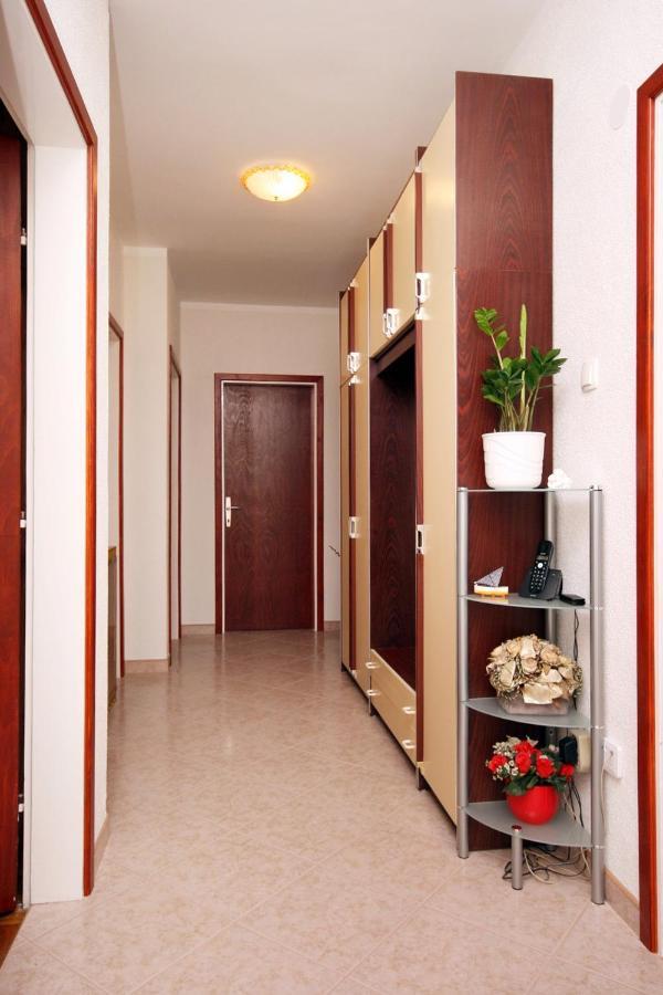 Apartments With Wifi Novi Vinodolski - 5483 Экстерьер фото