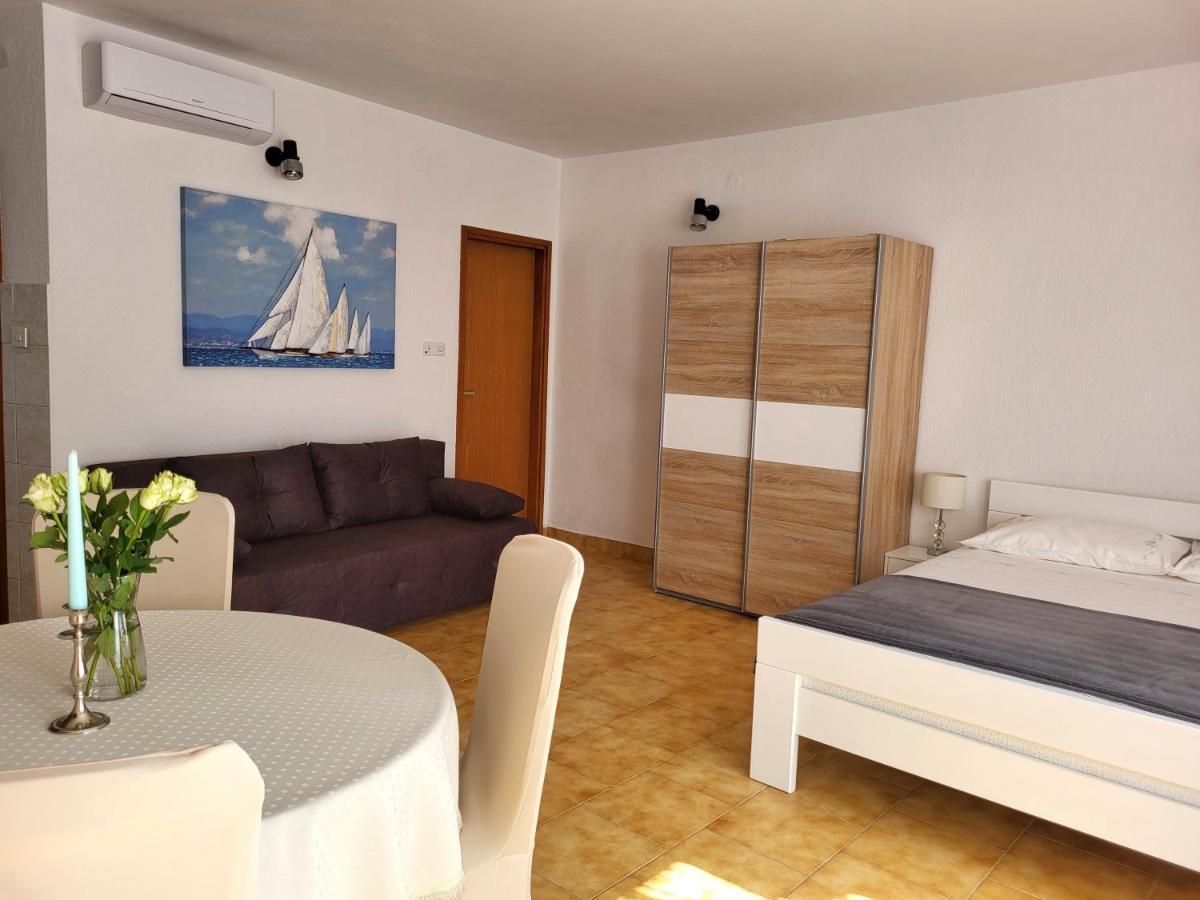 Apartments With Wifi Novi Vinodolski - 5483 Экстерьер фото