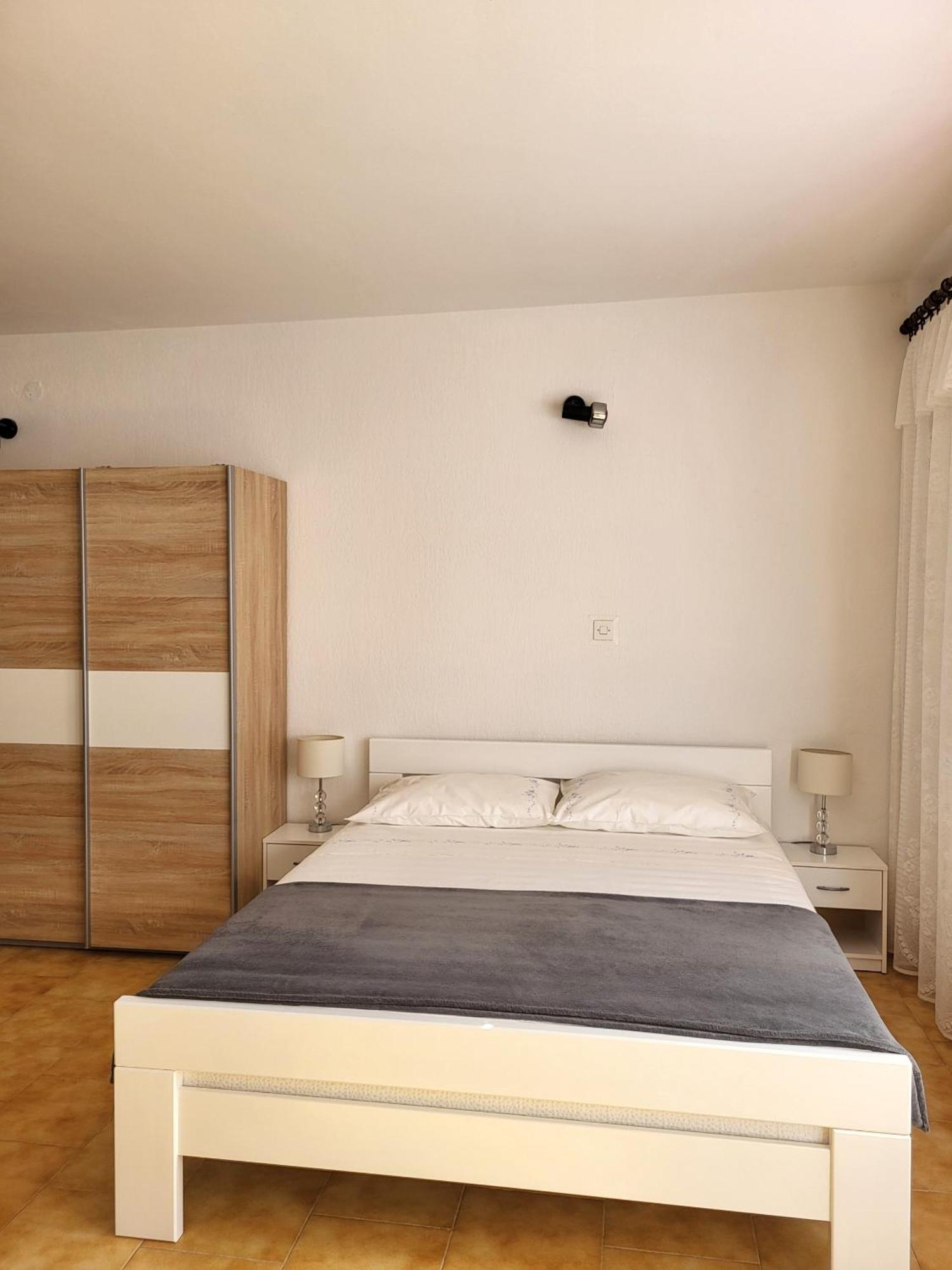 Apartments With Wifi Novi Vinodolski - 5483 Номер фото